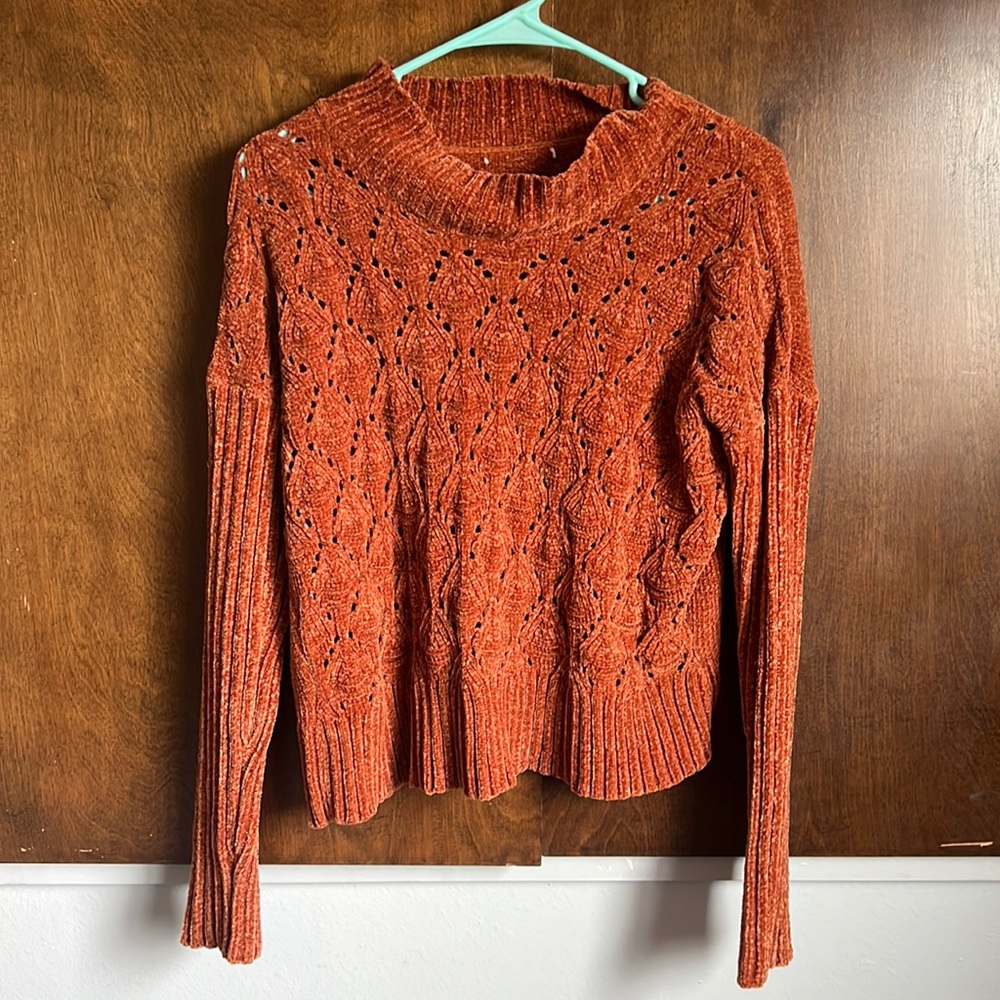 Orange sweatshirt